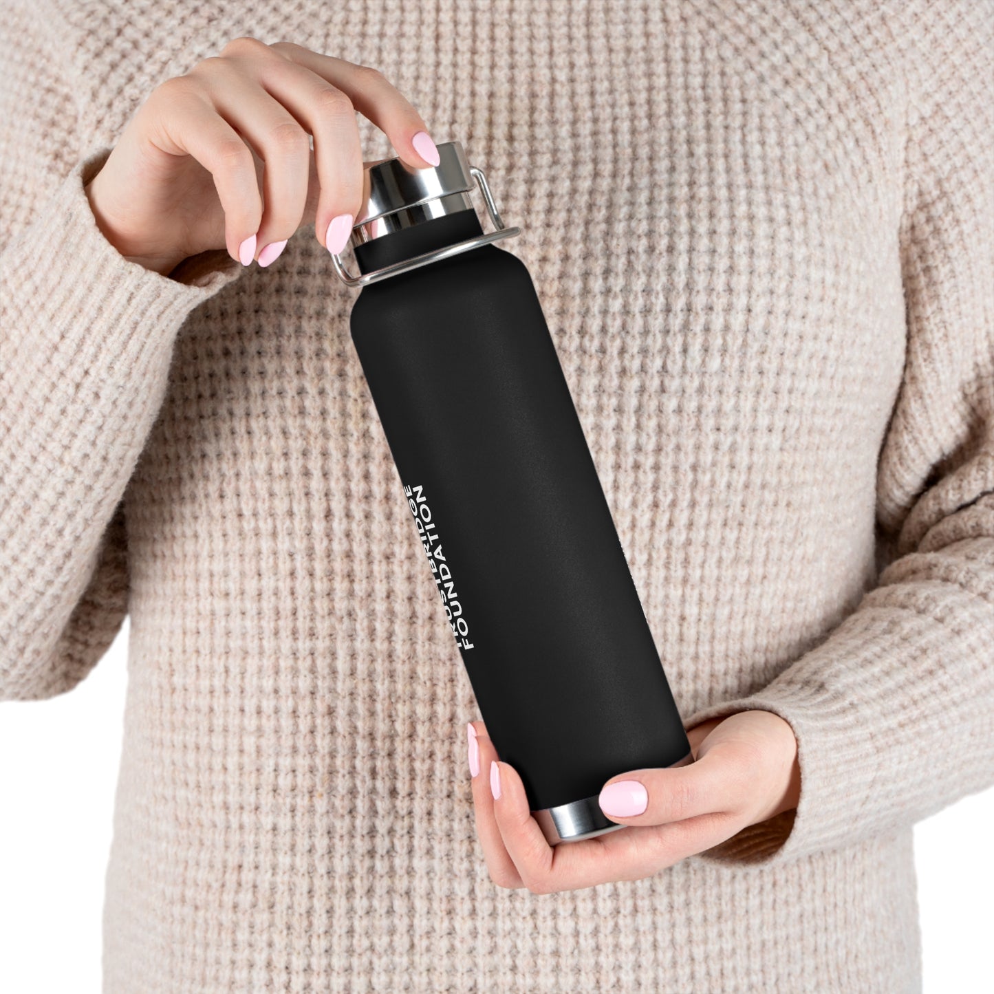 Copper Vacuum Insulated Bottle, 22oz - Trustbridge Foundation